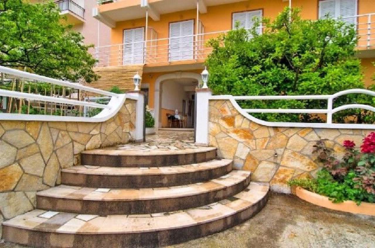Apartments Josko Gradac  Exteriér fotografie