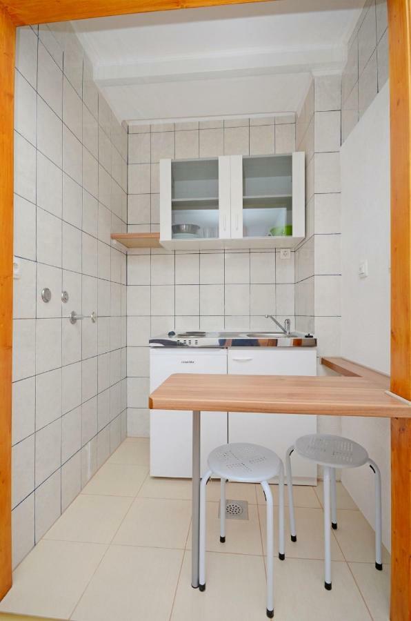 Apartments Josko Gradac  Pokoj fotografie